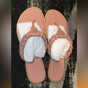 Tory Burch flats size 5.5 brand new 150$